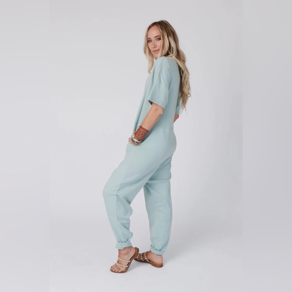 HP🏝️ 1 & Done Harem Short Sleeve Jumpsuit w/Pockets NWT - Picture 6 of 10